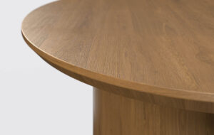 Stół elipsa z możliwością rozkładania, na jednej nodze.