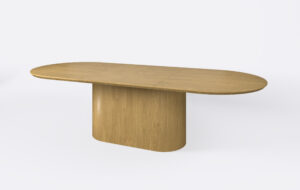 stół owalny na jednej nodze, blat fornirowany podcięty od dołu, rozłożony i poszerzony o dwa dodatkowe wkłady.